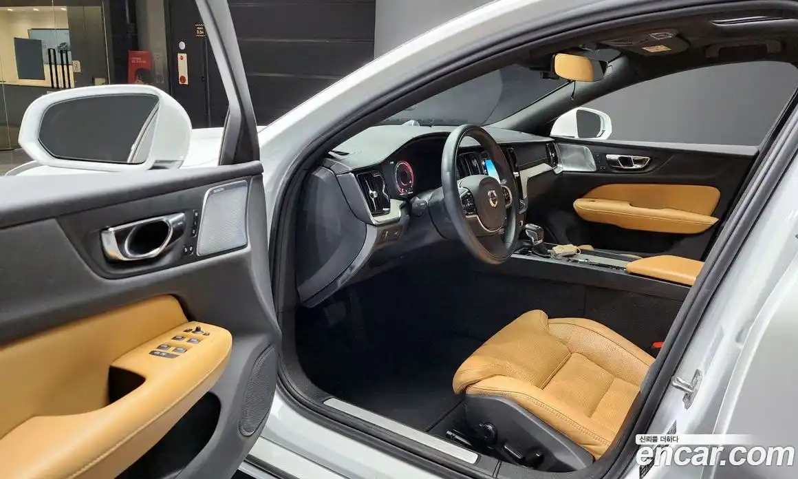 Volvo S60 2020 2.0 Автомат в Москве № 429911, фото 11