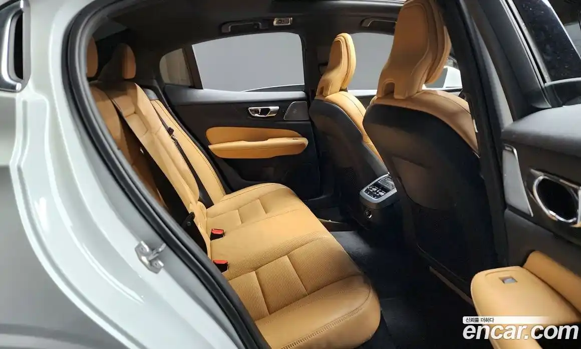 Volvo S60 2020 2.0 Автомат в Москве № 429911, фото 12