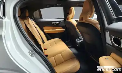 Volvo S60 2020 2.0 Автомат в Москве № 429911, миниатюра 12