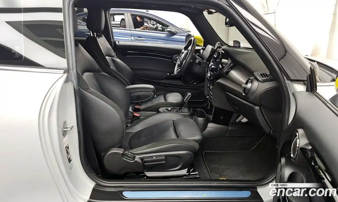 Mini Cooper 2022 Автомат в Москве № 431791, фото 11