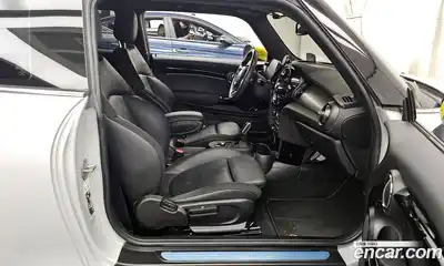 Mini Cooper 2022 Автомат в Москве № 431791, миниатюра 11