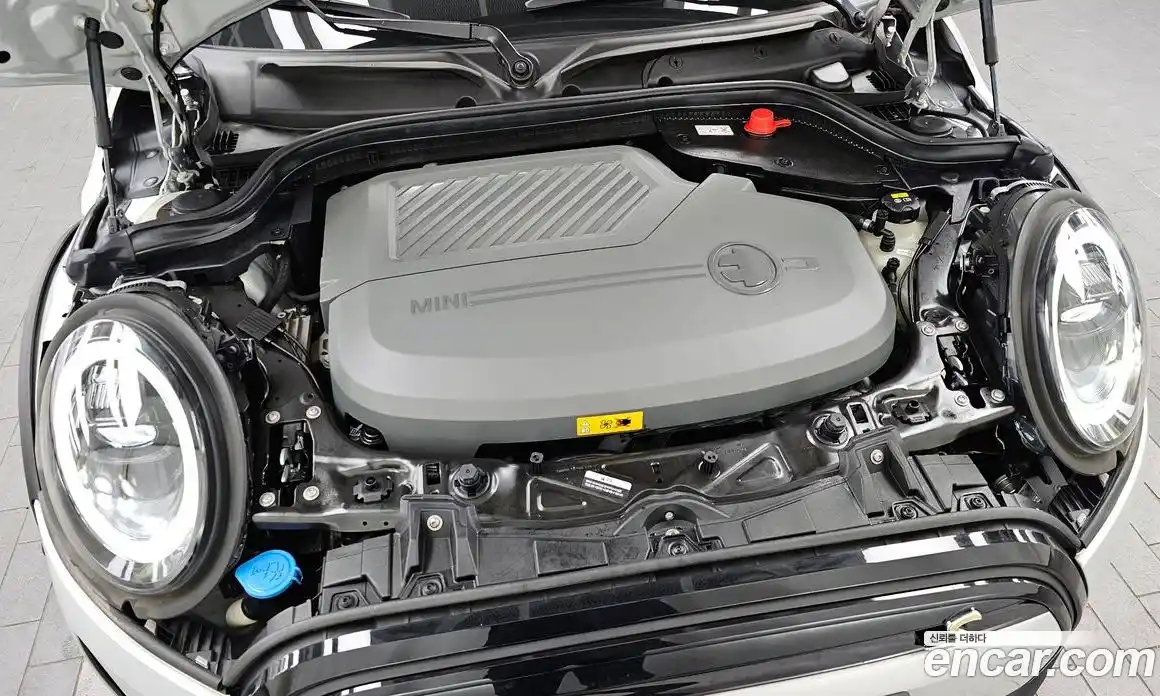 Mini Cooper 2022 Автомат в Москве № 431791, фото 6