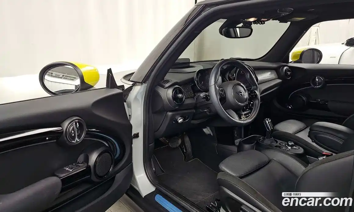 Mini Cooper 2022 Автомат в Москве № 431791, фото 10