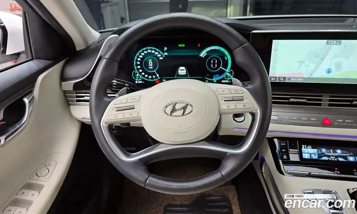 Hyundai Grandeur 2022 2.4 Автомат в Москве № 450414, фото 13