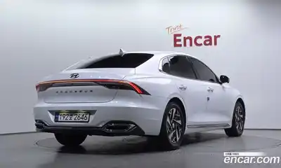 Hyundai Grandeur 2022 2.4 Автомат в Москве № 450414, миниатюра 2