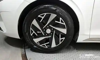 Hyundai Grandeur 2022 2.4 Автомат в Москве № 450414, миниатюра 5