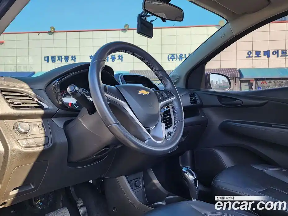 Chevrolet Spark 2017 1.0 Автомат в Москве № 450699, фото 14