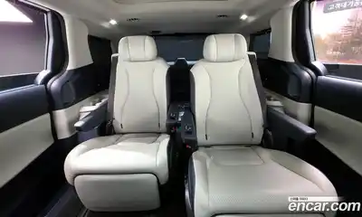 Kia Canival 2024 1.6 Автомат в Москве № 450830, миниатюра 12