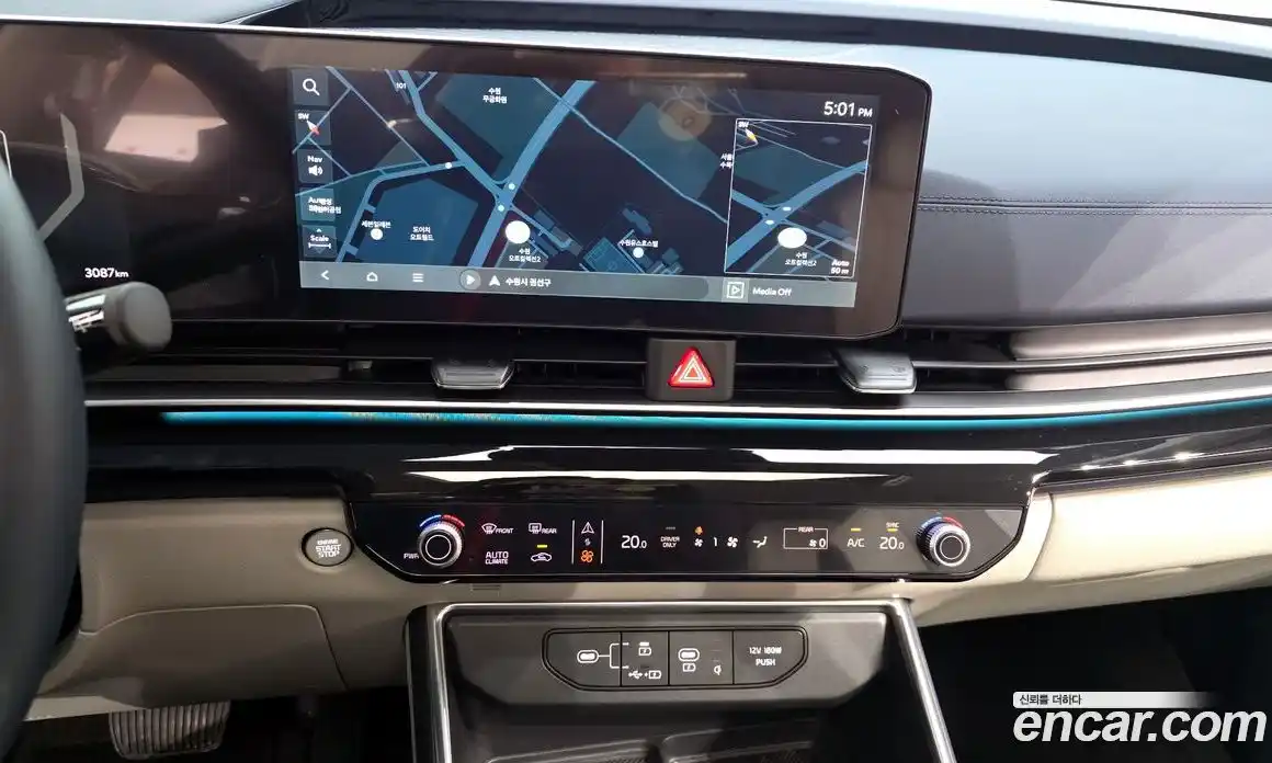 Kia Canival 2024 1.6 Автомат в Москве № 450830, фото 14