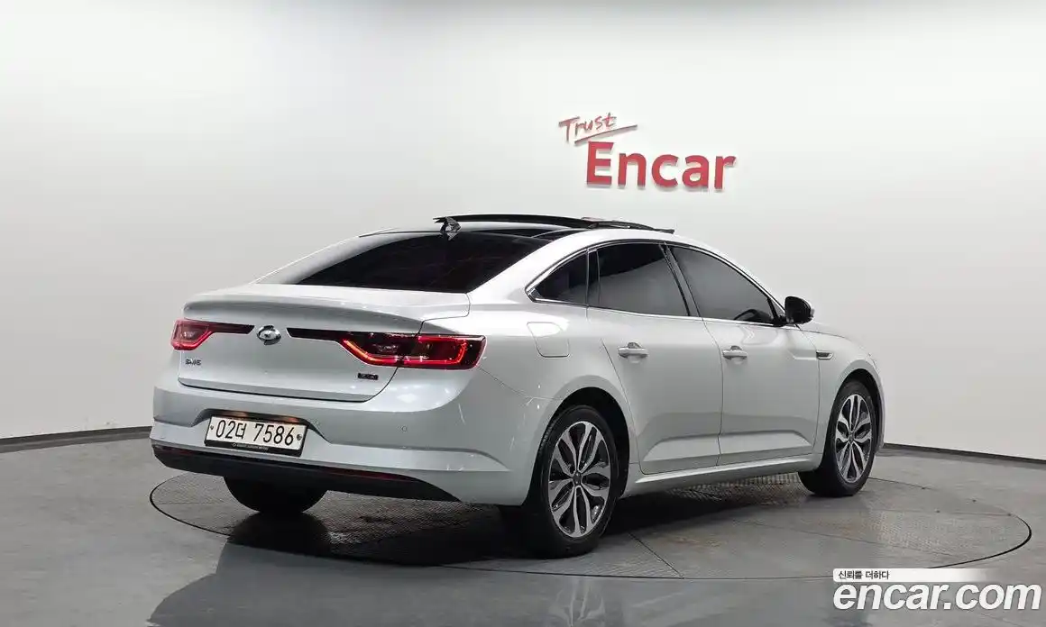 Renault SM6 2017 2.0 Автомат в Москве № 455675, фото 1