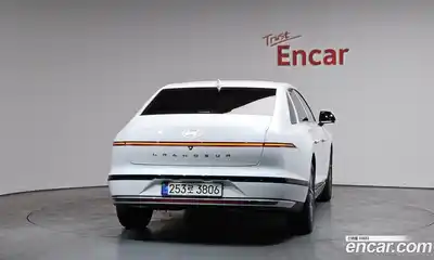 Hyundai Grandeur 2026 2.5 Автомат в Москве № 456557, миниатюра 3