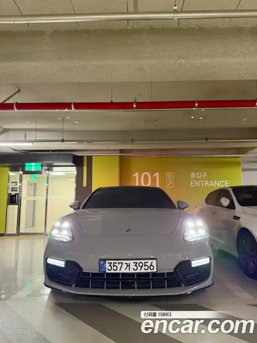 Porsche Panamera 2018 3.0 Автомат в Москве № 470922, фото 3