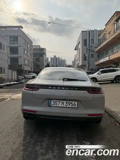 Porsche Panamera 2018 3.0 Автомат в Москве № 470922, миниатюра 4