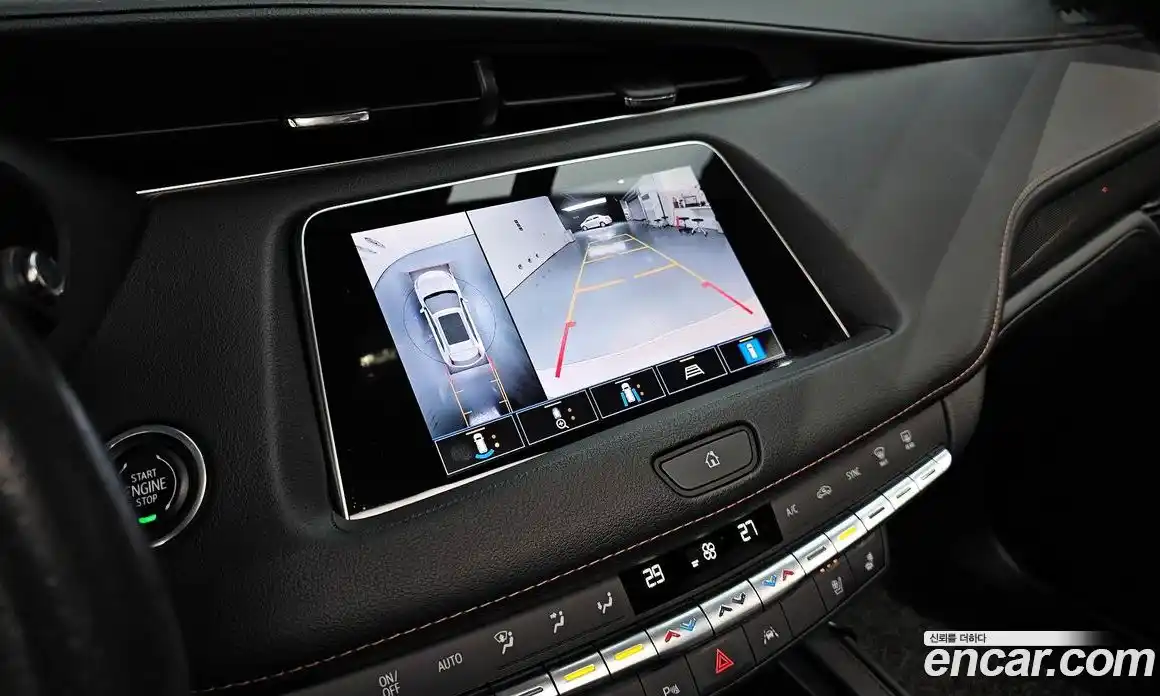 Cadillac XT4 2023 2.0 Автомат в Москве № 474634, фото 17