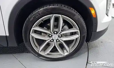 Cadillac XT4 2023 2.0 Автомат в Москве № 474634, миниатюра 5