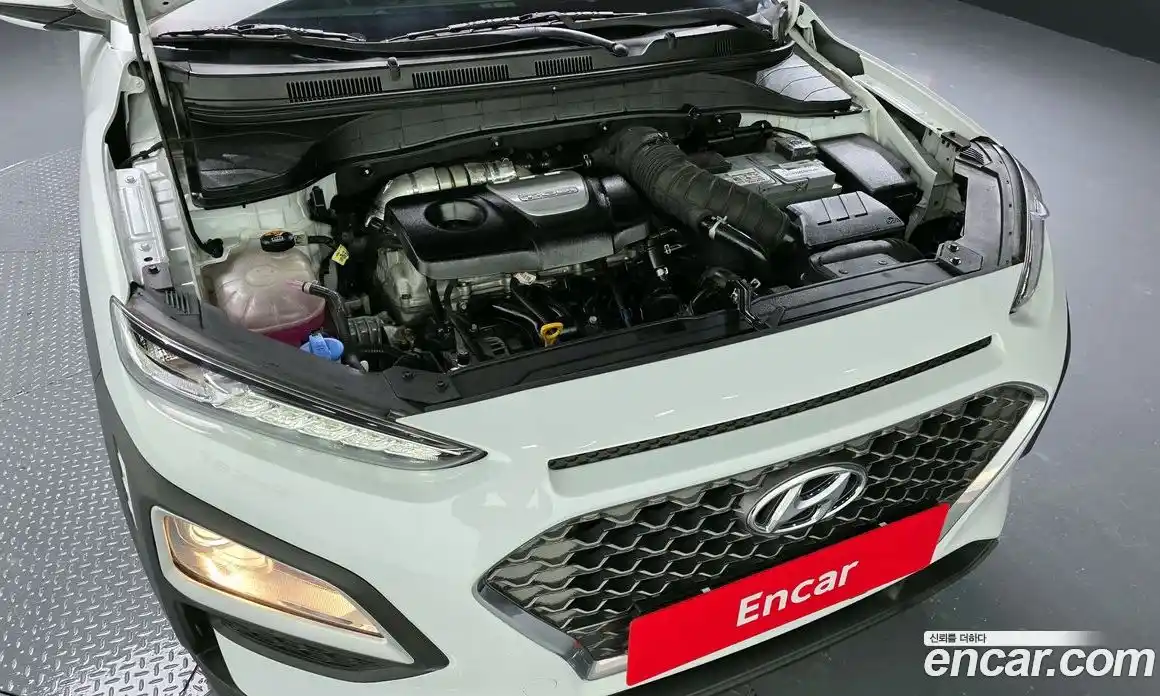 Hyundai Kona 2020 1.6 Автомат в Москве № 48616, фото 13