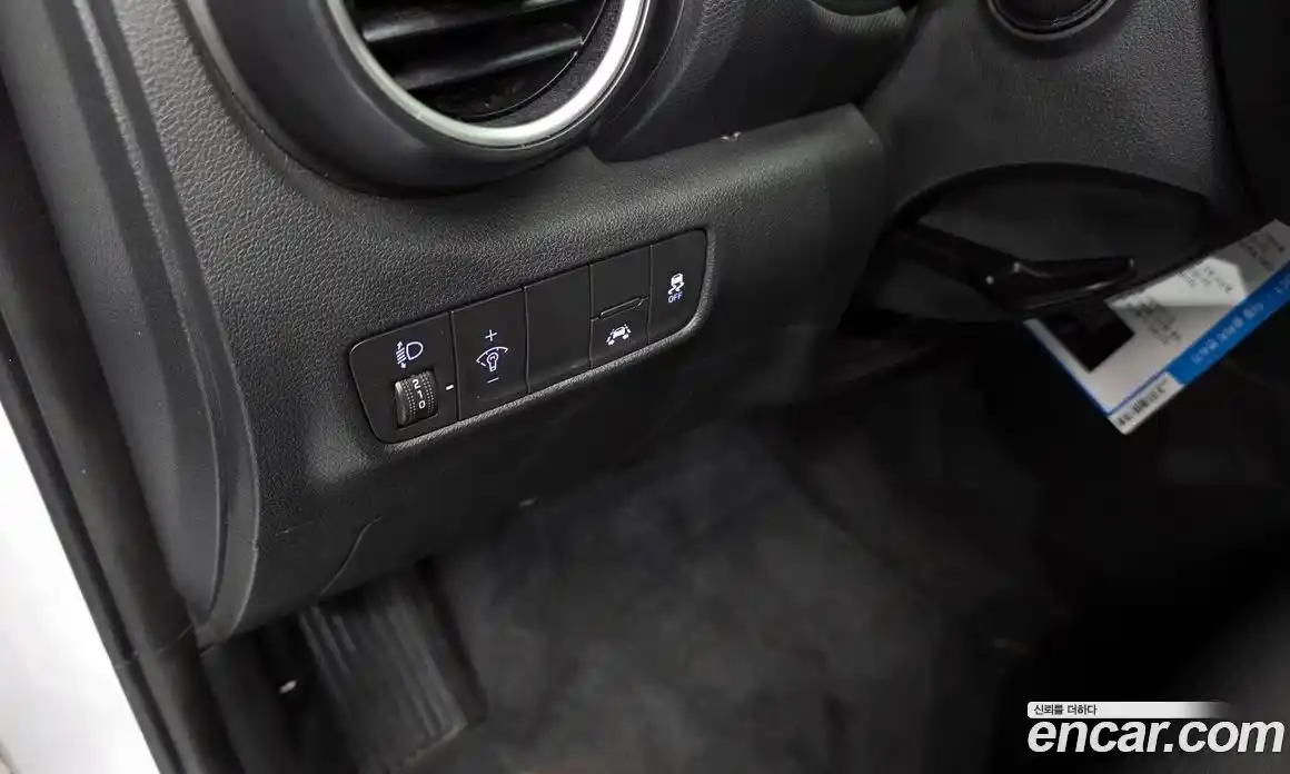 Hyundai Kona 2020 1.6 Автомат в Москве № 48616, фото 16