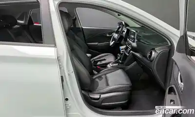 Hyundai Kona 2020 1.6 Автомат в Москве № 48616, миниатюра 10