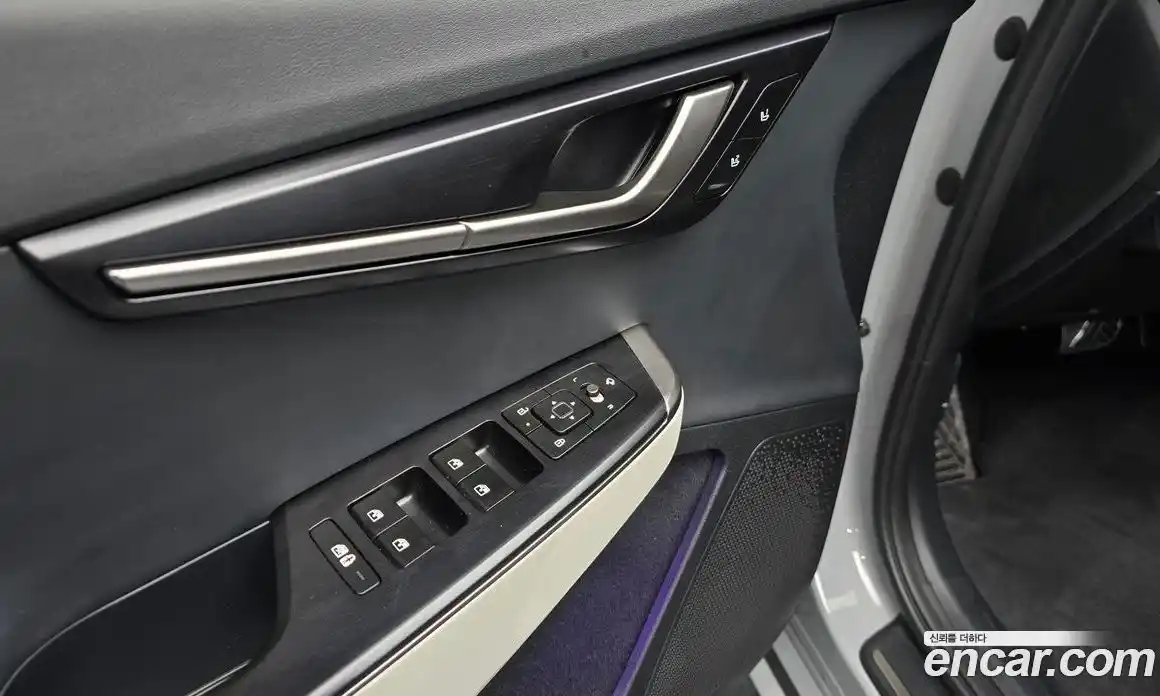 Kia EV6 2025 0.1 Автомат в Москве № 51424, фото 17