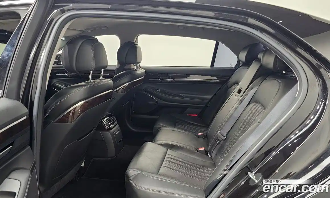 Genesis EQ900 2018 3.8 Автомат в Москве № 57647, фото 17