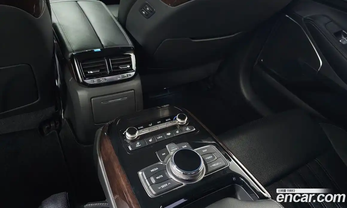 Genesis EQ900 2018 3.8 Автомат в Москве № 57647, фото 8