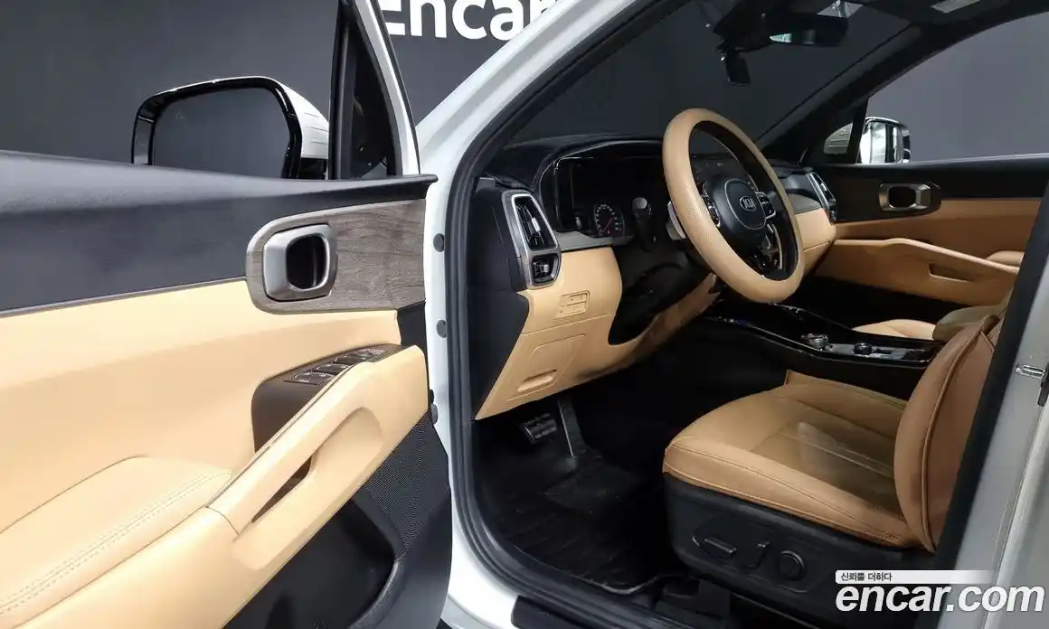 Kia Sorento 2021 1.6 Автомат в Москве № 73203, фото 10