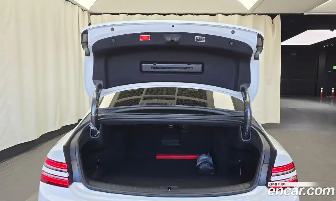 Genesis G80 2025 2.5 Автомат в Москве № 84868, фото 15