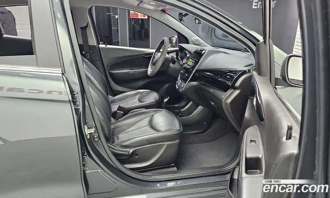 Chevrolet Spark 2018 1.0 Автомат в Москве № 85644, фото 16