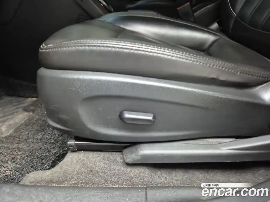 Chevrolet Orlando 2013 2.0 Автомат в Москве № 86036, фото 17