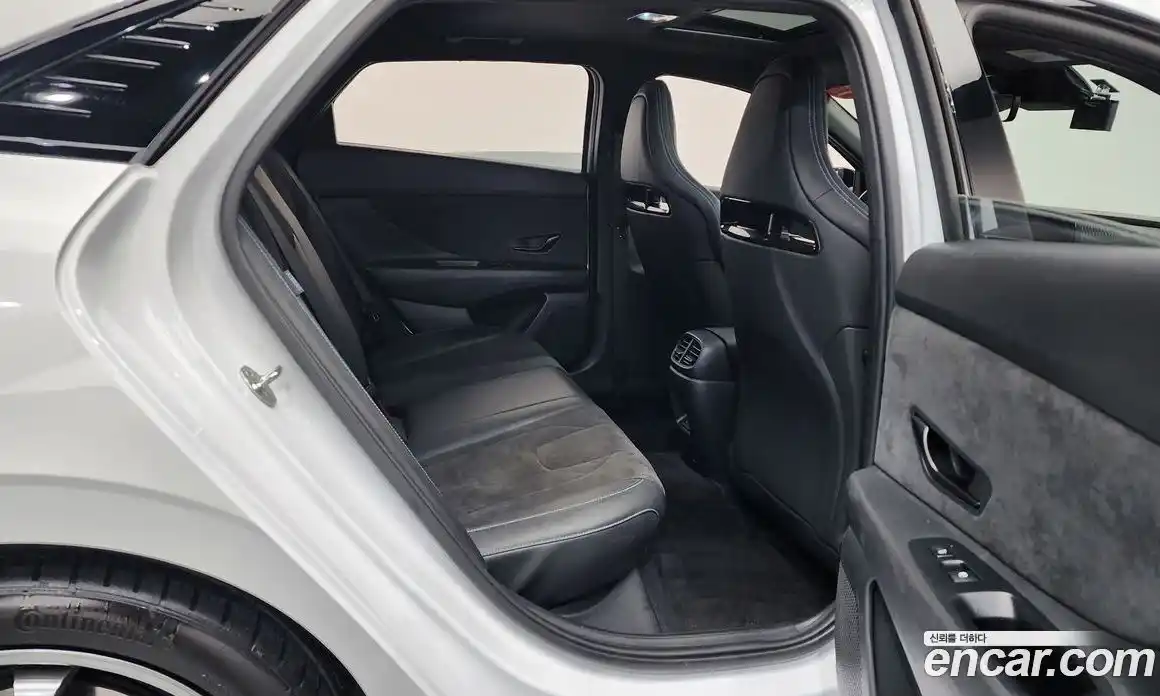 Hyundai Avante 2024 2.0 Механическая в Москве № 8943, фото 5