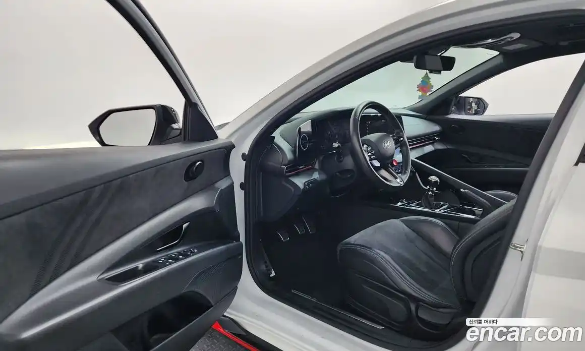 Hyundai Avante 2024 2.0 Механическая в Москве № 8943, фото 8