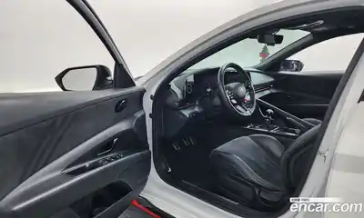 Hyundai Avante 2024 2.0 Механическая в Москве № 8943, миниатюра 8