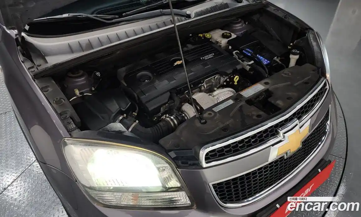 Chevrolet Orlando 2012 2.0 Автомат в Москве № 103733, фото 16