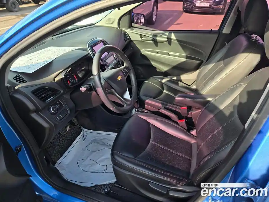 Chevrolet Spark 2016 1.0 Автомат в Москве № 104454, фото 13