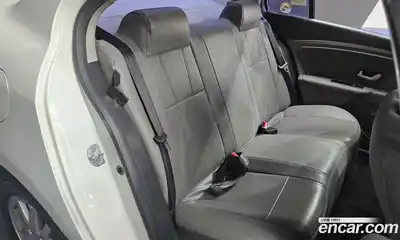 Renault SM3 2010 1.6 Автомат в Москве № 106218, миниатюра 12