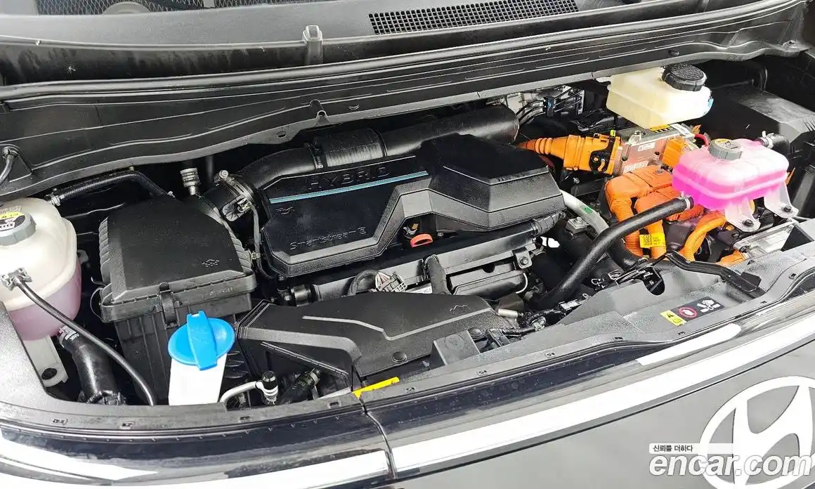 Hyundai Staria 2025 1.6 Автомат в Москве № 107738, фото 15