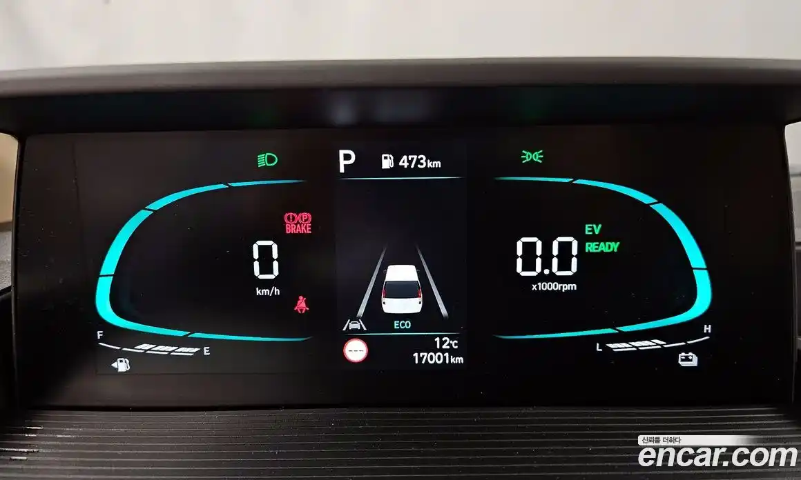 Hyundai Staria 2025 1.6 Автомат в Москве № 107738, фото 19