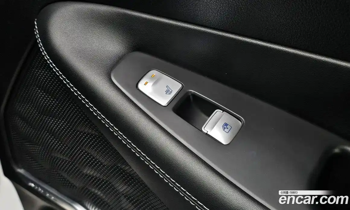 Hyundai Santa Fe 2023 1.6 Автомат в Москве № 110293, фото 11