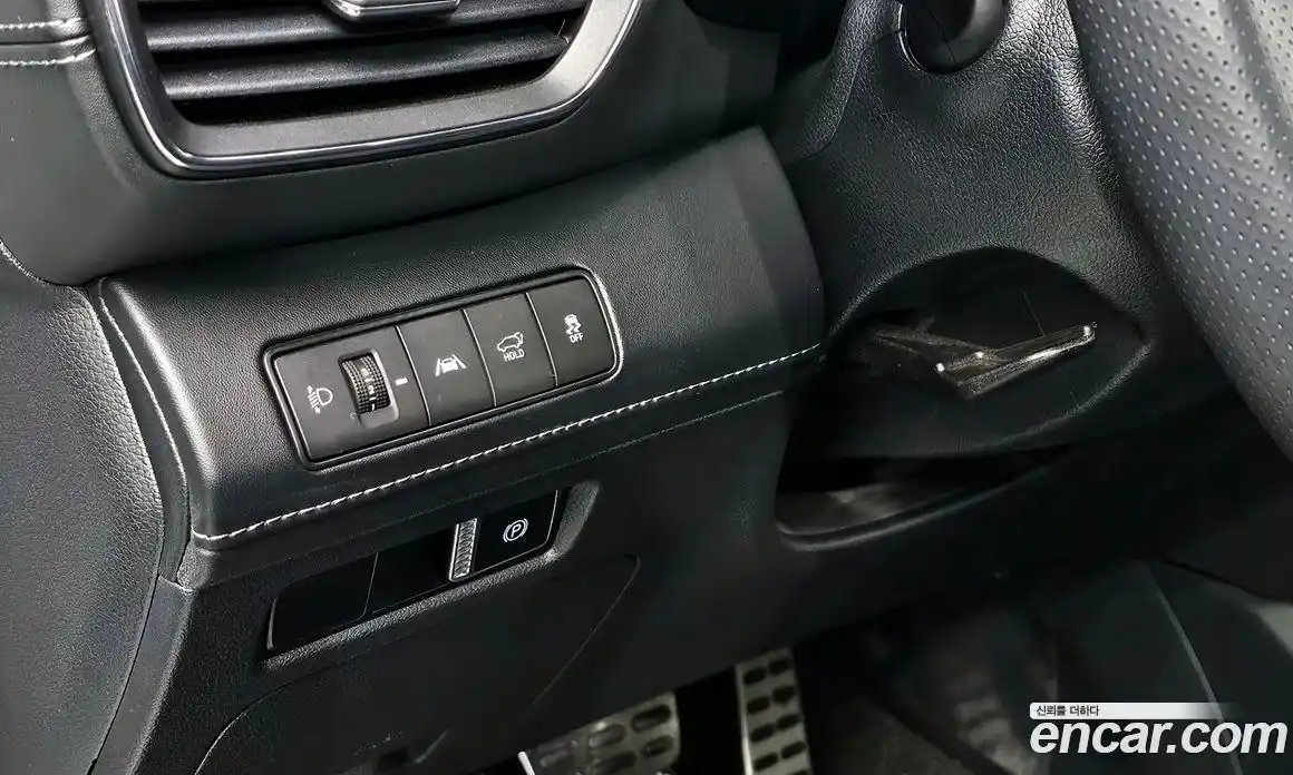 Hyundai Santa Fe 2023 1.6 Автомат в Москве № 110293, фото 13