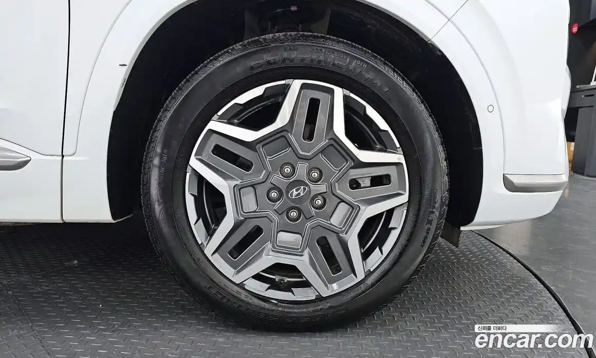 Hyundai Santa Fe 2023 1.6 Автомат в Москве № 110293, фото 14