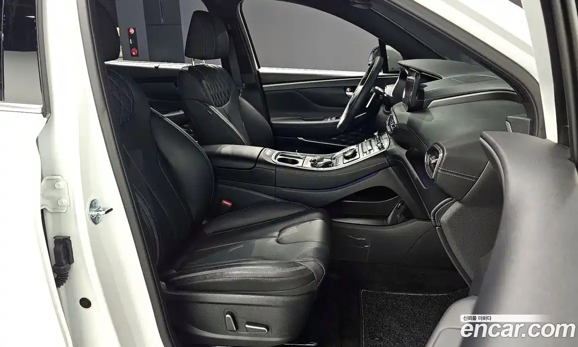 Hyundai Santa Fe 2023 1.6 Автомат в Москве № 110293, фото 19