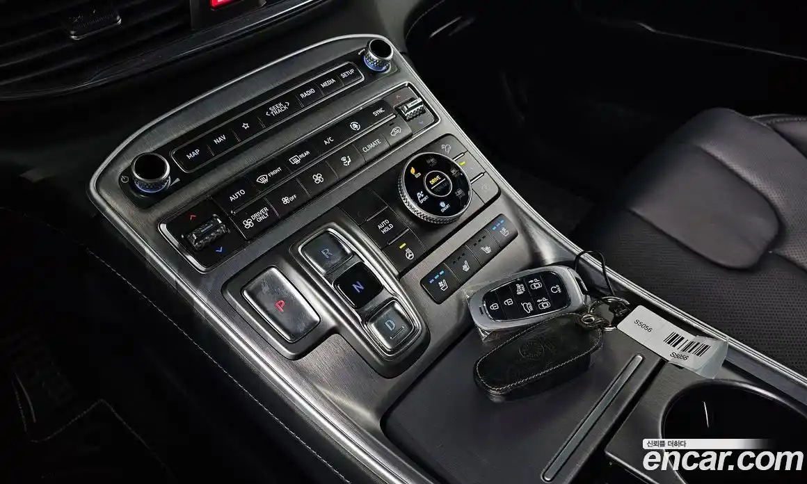 Hyundai Santa Fe 2023 1.6 Автомат в Москве № 110293, фото 6