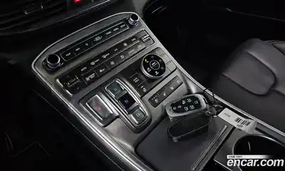 Hyundai Santa Fe 2023 1.6 Автомат в Москве № 110293, миниатюра 6