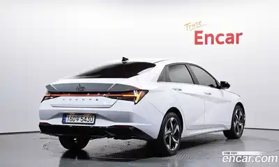 Hyundai Avante 2023 1.6 Автомат в Москве № 110723, миниатюра 2