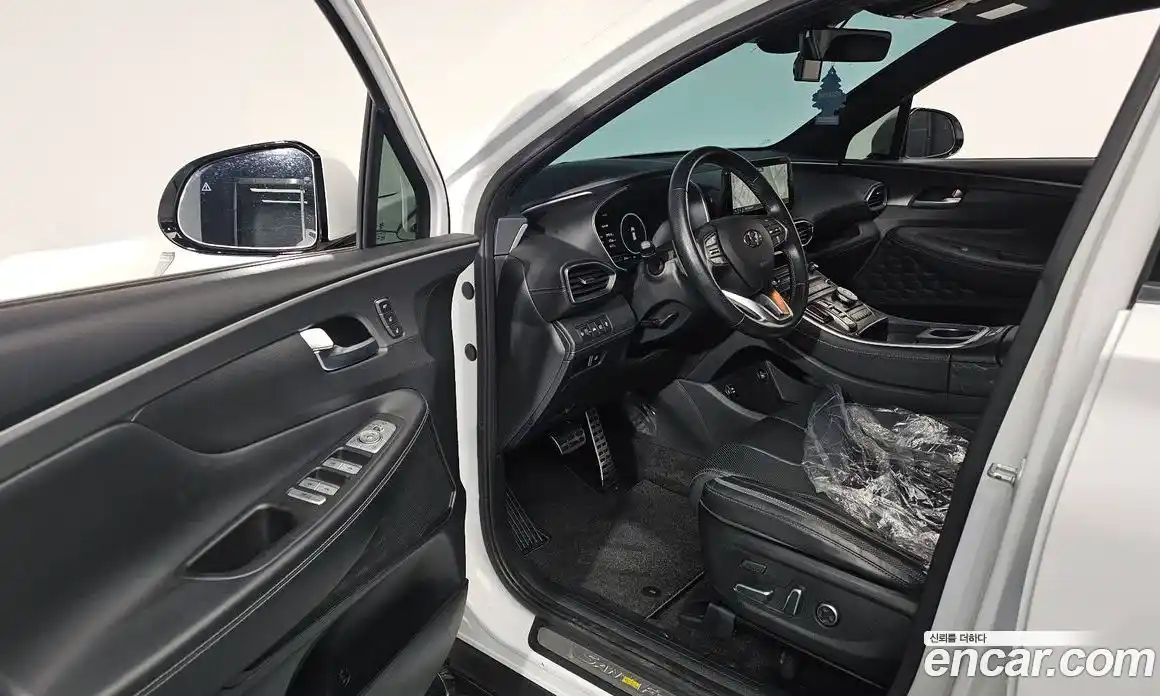 Hyundai Santa Fe 2022 1.6 Автомат в Москве № 110769, фото 15