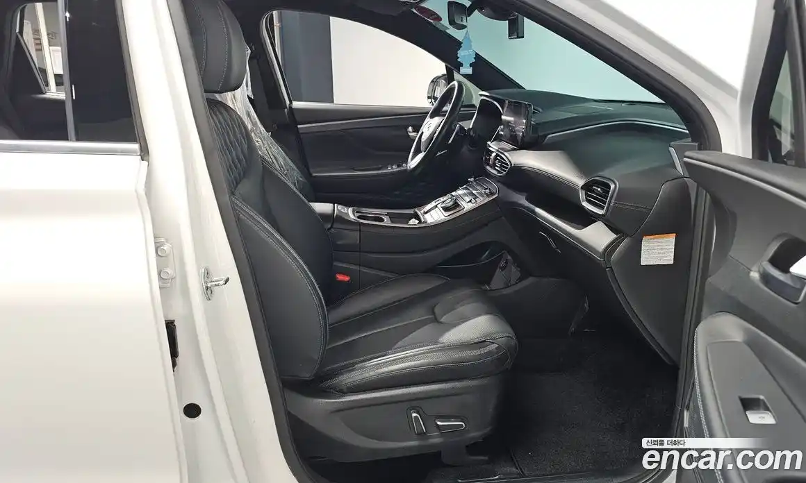 Hyundai Santa Fe 2022 1.6 Автомат в Москве № 110769, фото 16