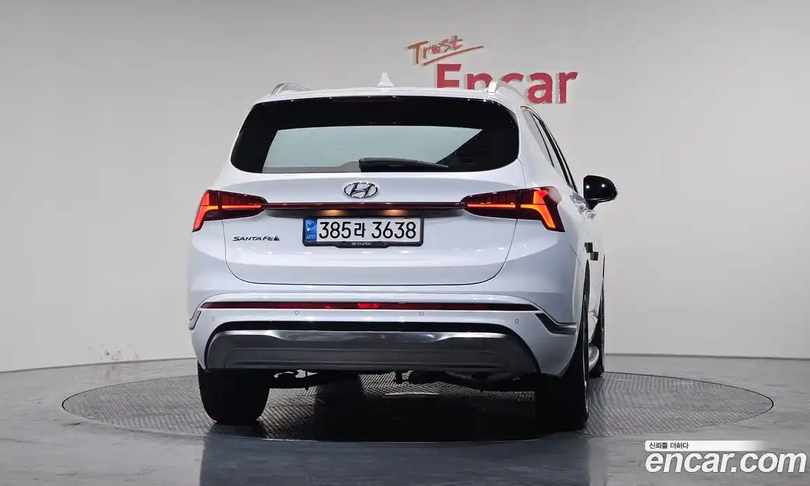 Hyundai Santa Fe 2022 1.6 Автомат в Москве № 110769, фото 3