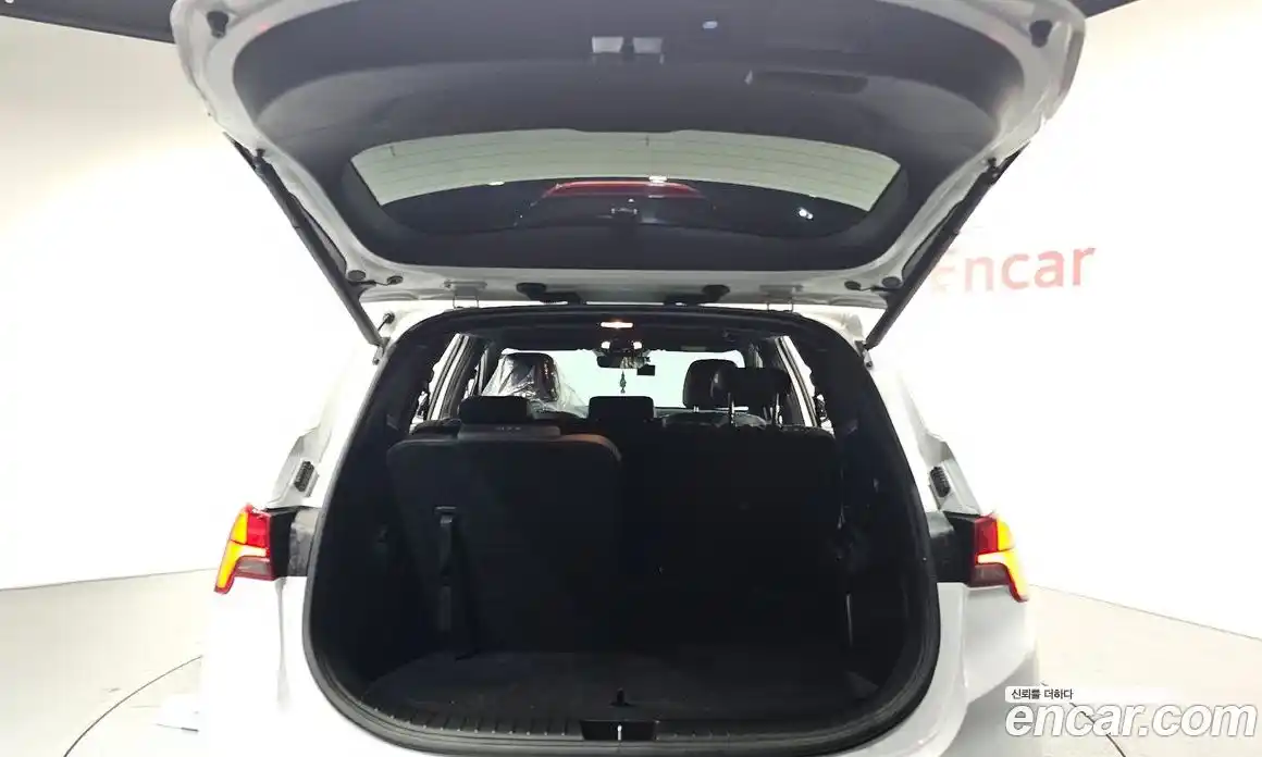 Hyundai Santa Fe 2022 1.6 Автомат в Москве № 110769, фото 8