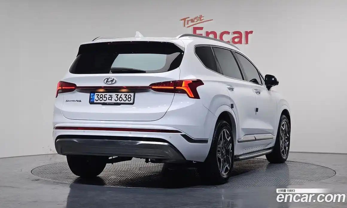 Hyundai Santa Fe 2022 1.6 Автомат в Москве № 110769, фото 9