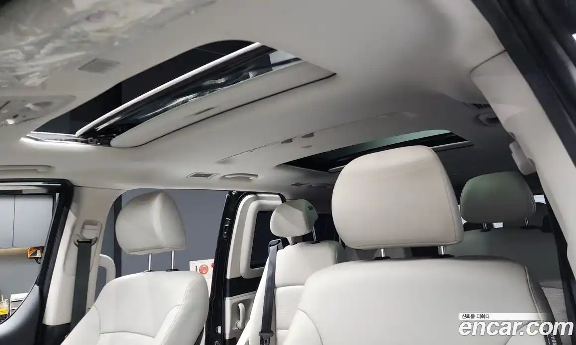 Hyundai Starex 2020 2.5 Автомат в Москве № 111104, фото 13